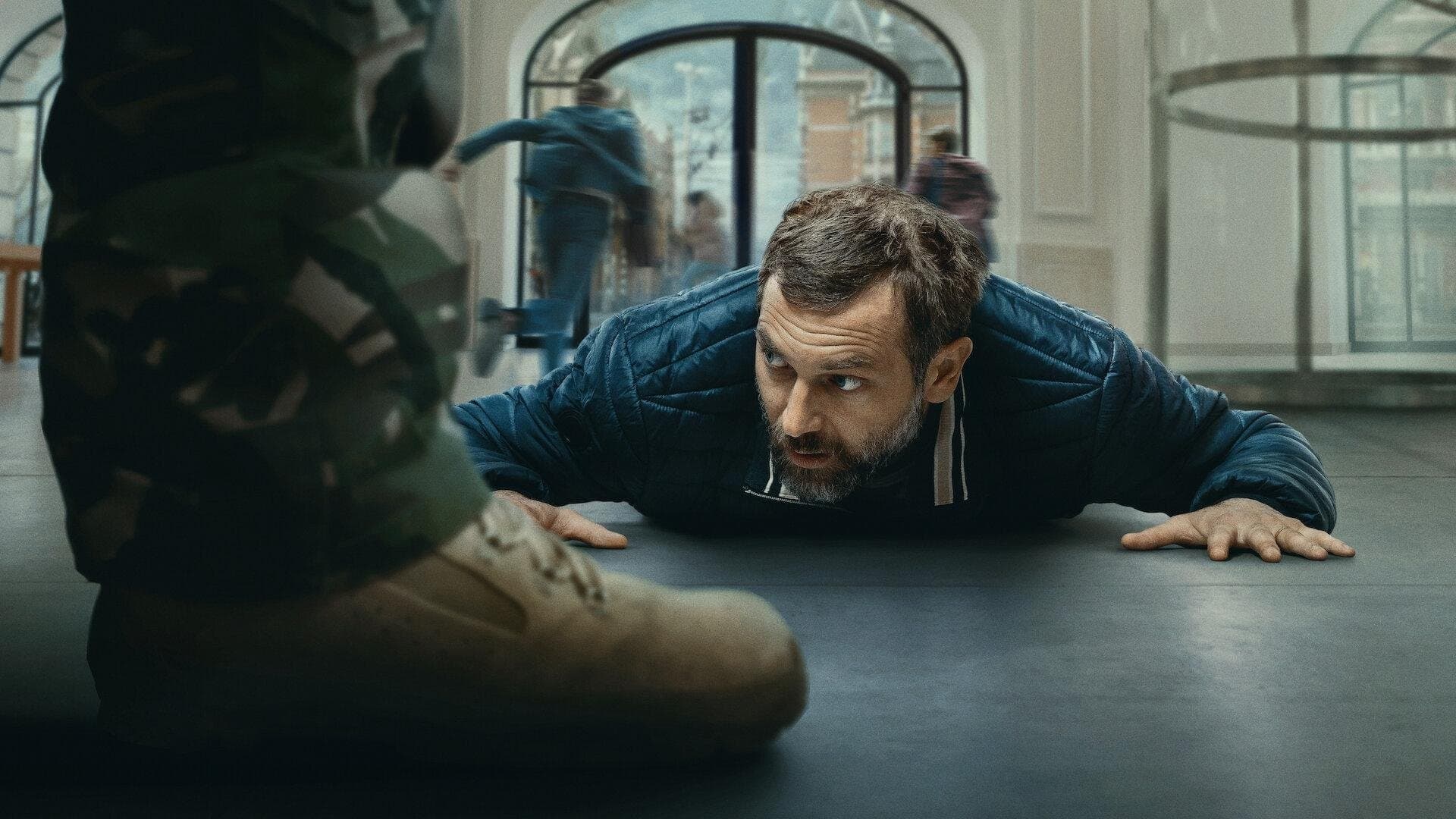 iHostage backdrop