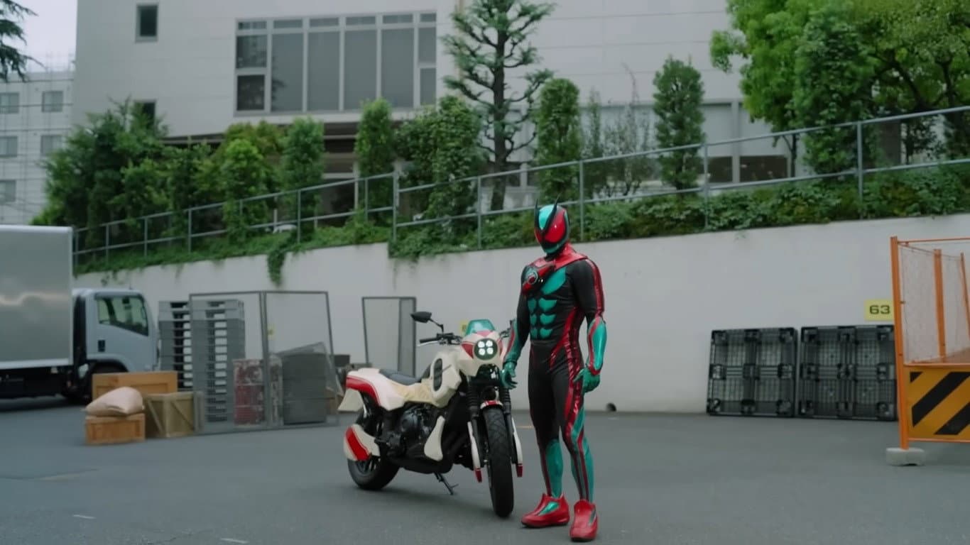 Kamen Rider ZEZTZ: Transformation Classroom backdrop